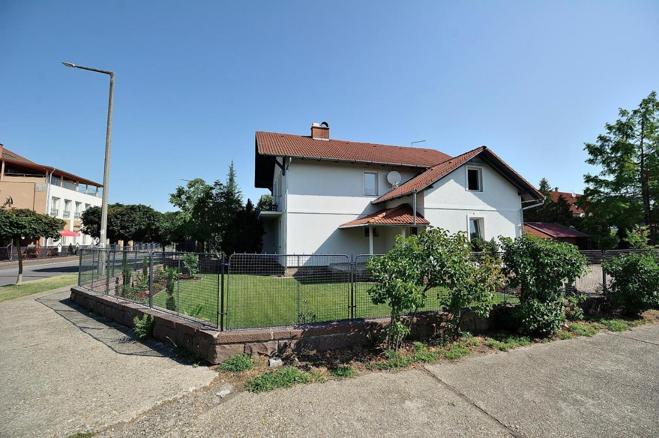 Best Apartman Lelle Balatonlelle Exterior foto