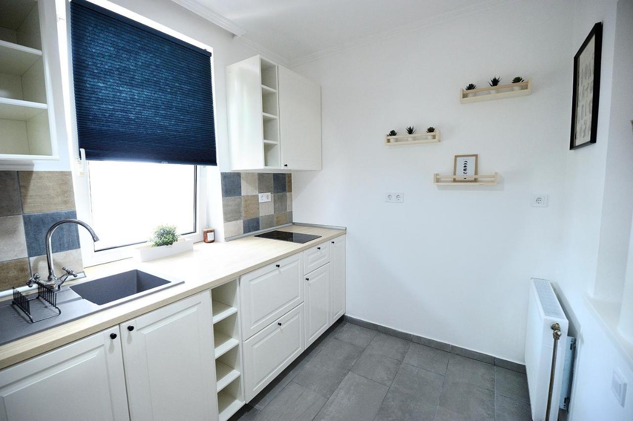 Best Apartman Lelle Balatonlelle Exterior foto